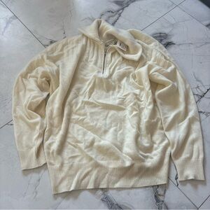 Club Monaco Zip Up Sweater in Cream
